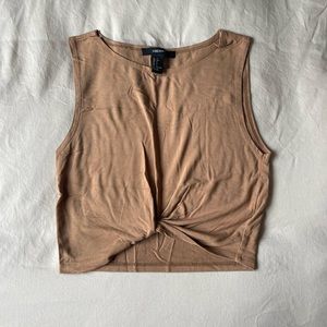 Knotted Tank